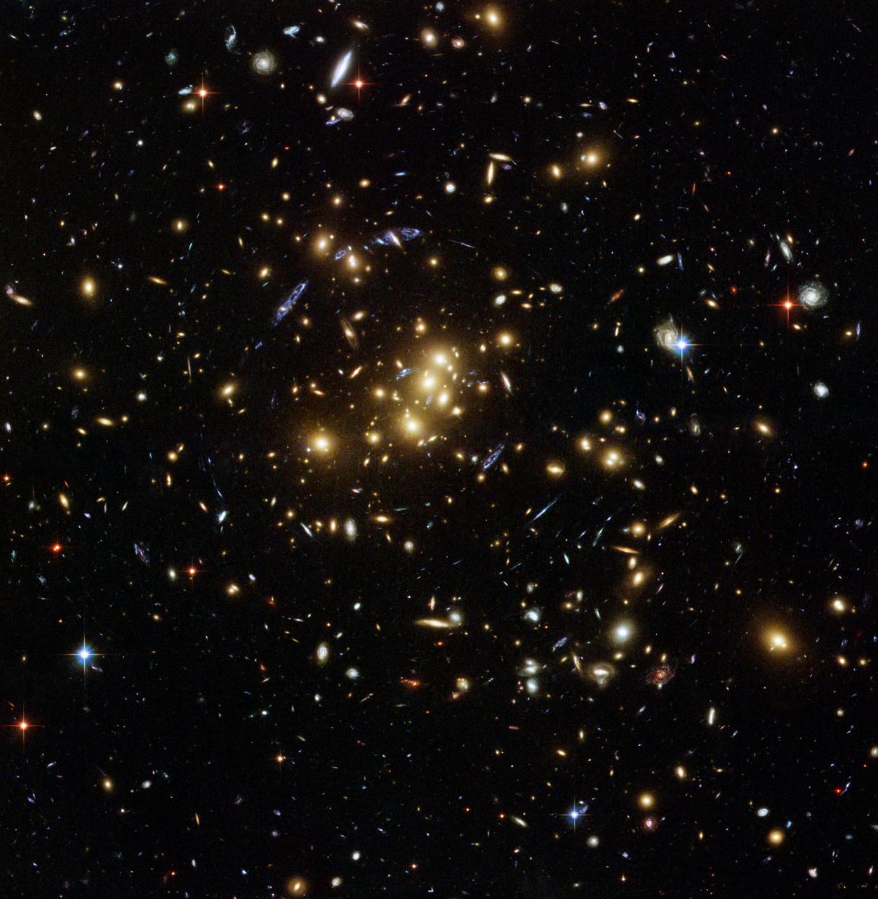 Giant Cluster Bends, Breaks Images