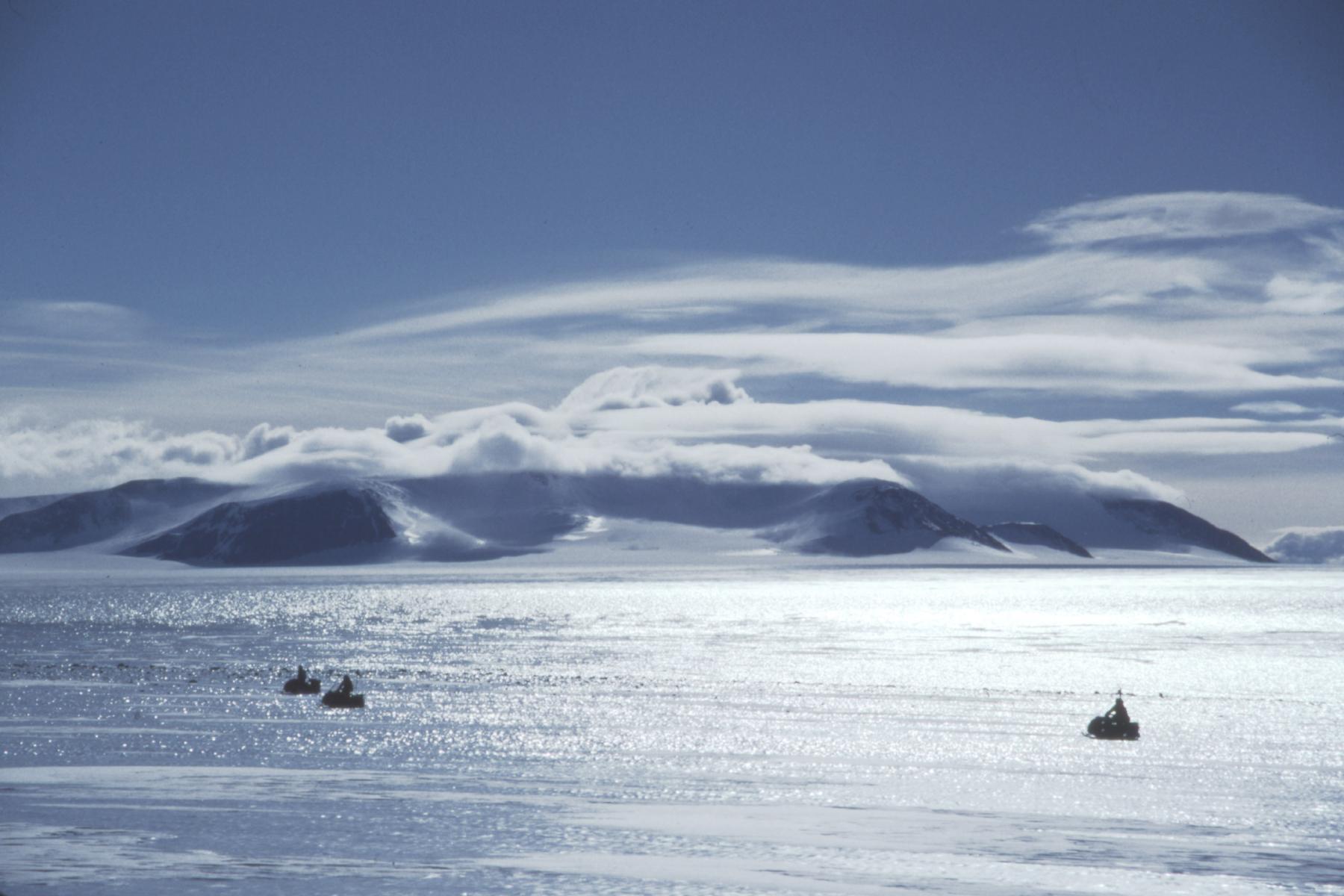 APOD: 2011 December 11 Searching for Meteorites in Antarctica