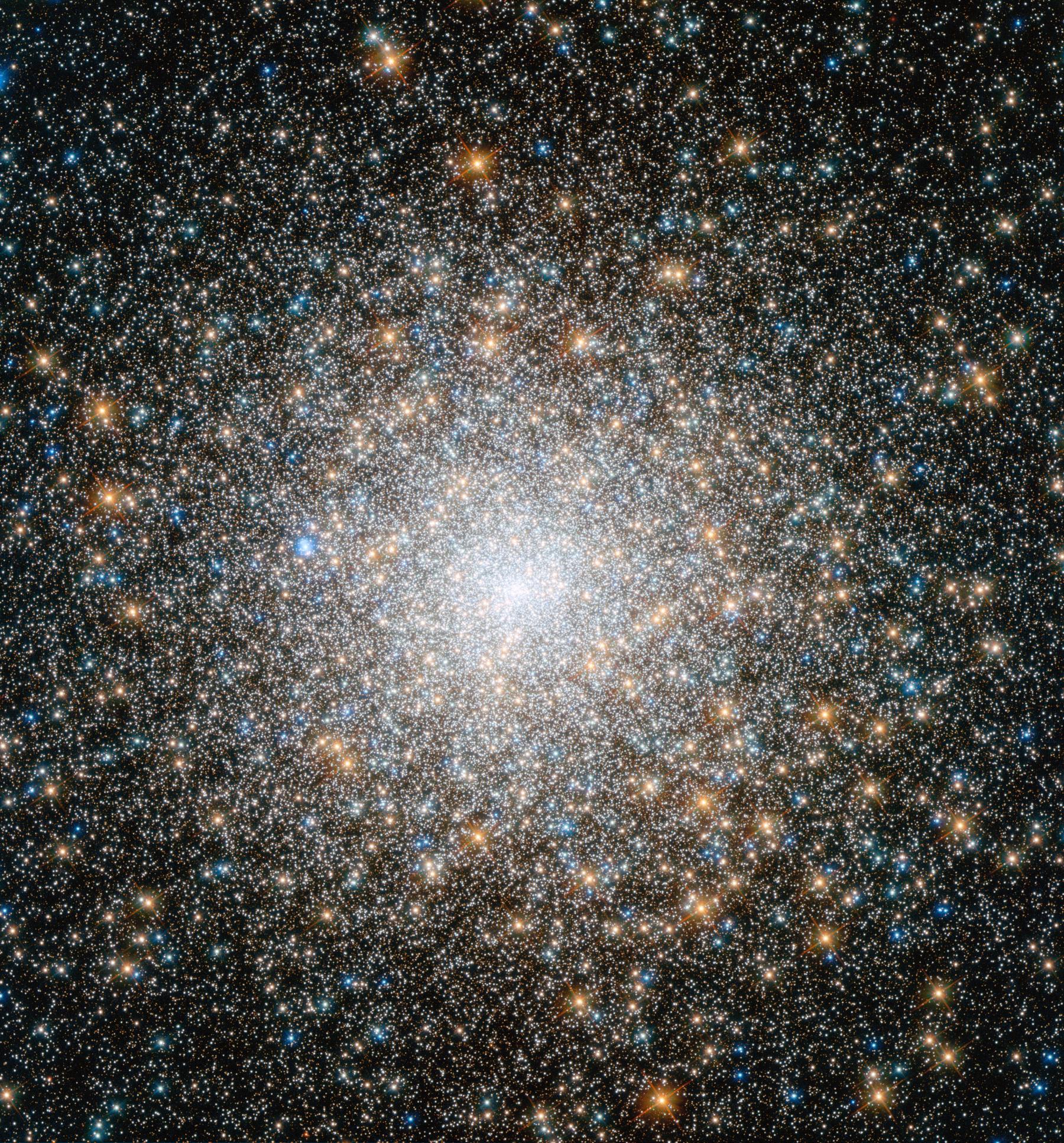 Globular Cluster M15 from Hubble