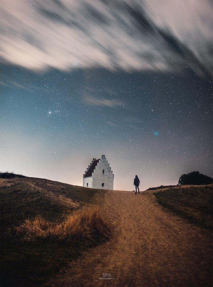 Comet Wirtanen Passes by the Earth