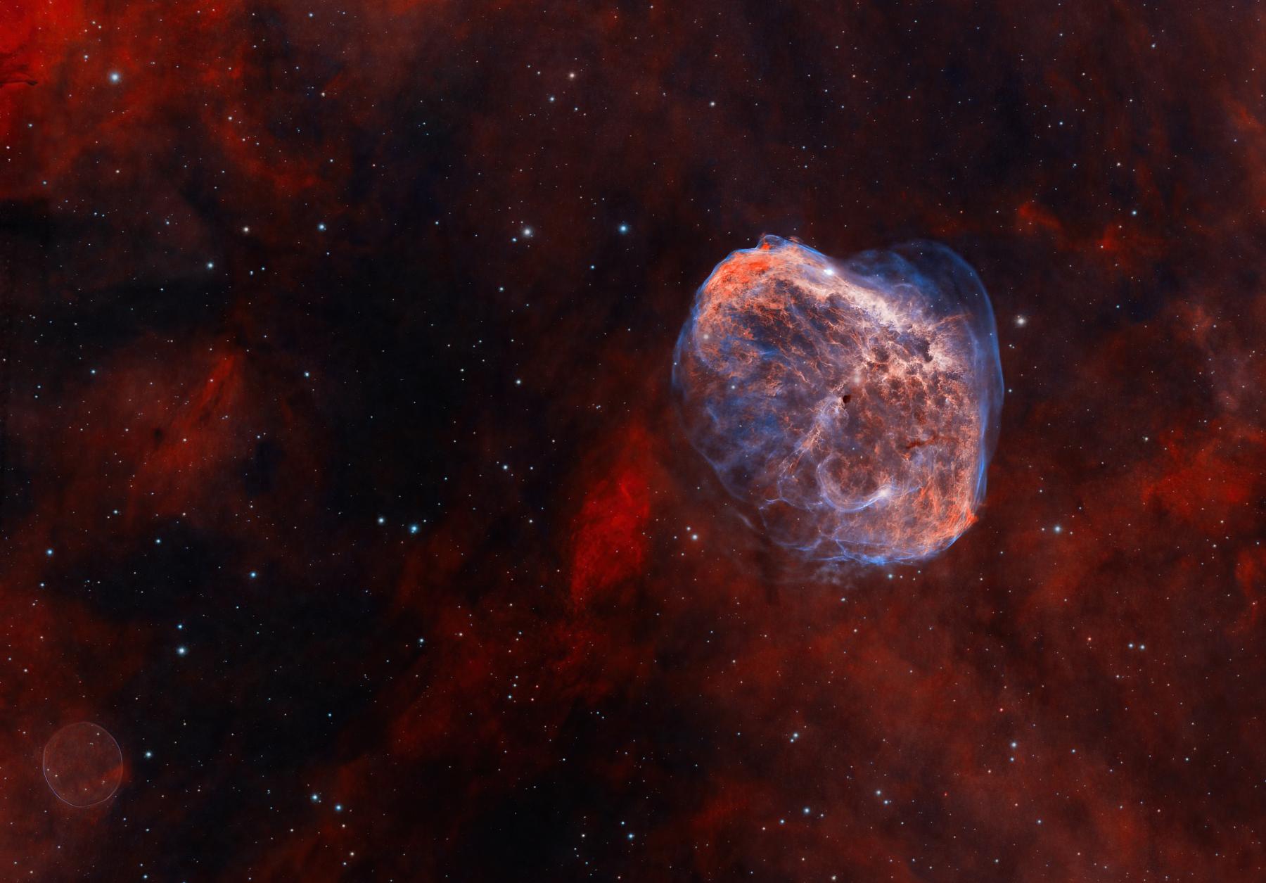 Cygnus: Bubble and Crescent