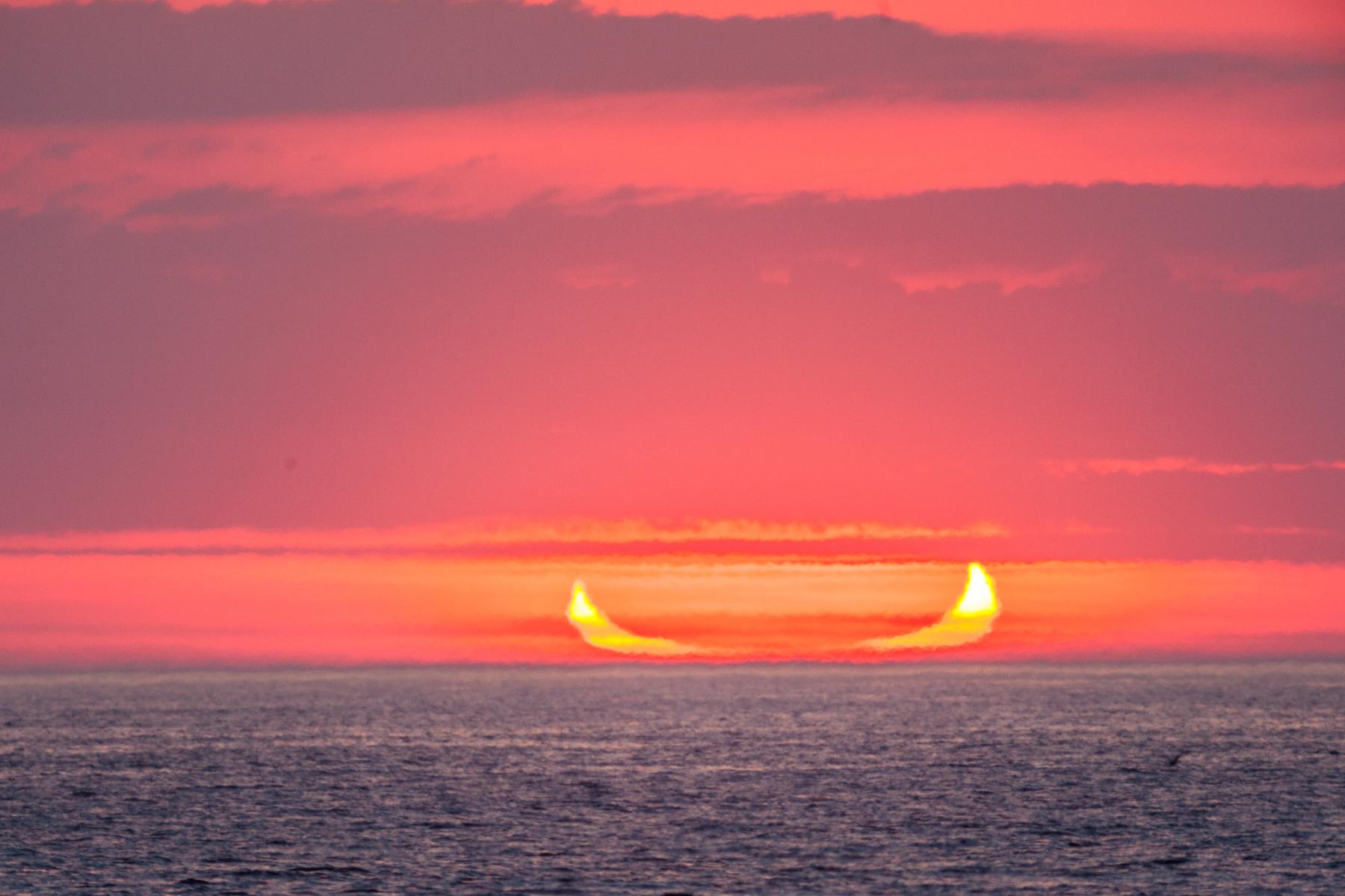 Devil Horns from a Ring of Fire
