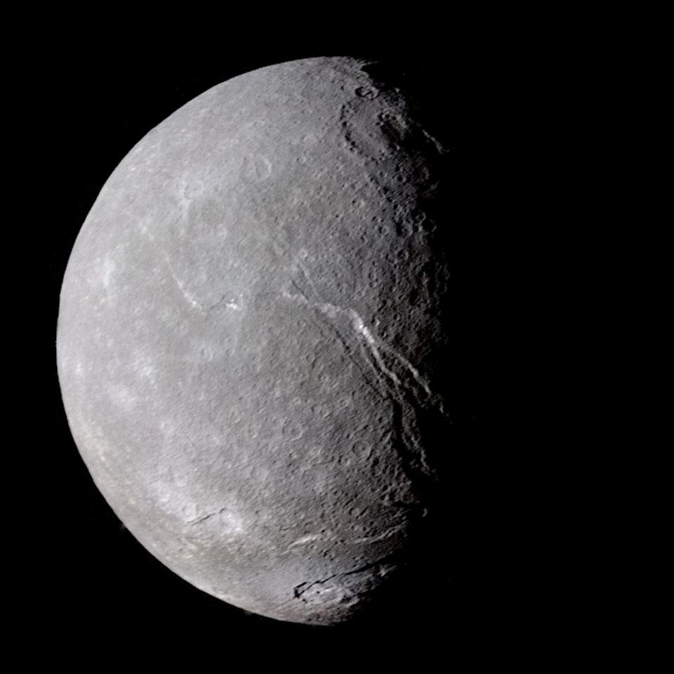 Uranus Largest Moon: Titania