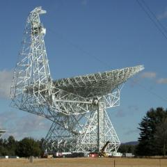 The 100 Meter Green Bank Radio Telescope