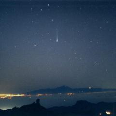 Comet Ikeya-Zhang over Tenerife