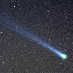 Comet Hyakutake Passes the Earth