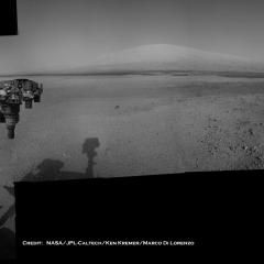 Curiosity on Mars: Mt Sharp in View