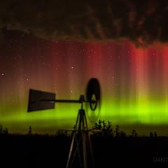 October Aurora in Prairie Skies