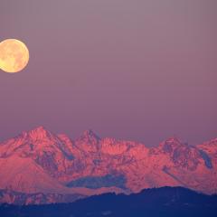 Alpine Superga Moonset
