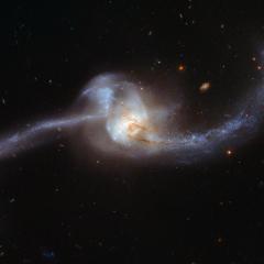 NGC 2623: Merging Galaxies from Hubble