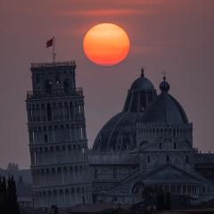 Leaning Tower, Active Sun