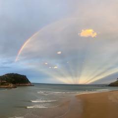 Anticrepuscular Rays: A Rainbow Fan over Spain