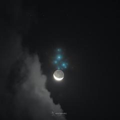Moon Visits Sister Stars