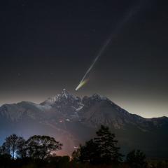 Comet Lemmon Beyond Lomnický Peak