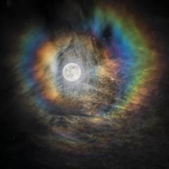 A Super Lunar Corona