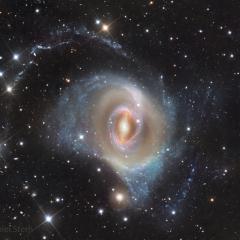 Spiral Galaxy NGC 1512: Wide Field